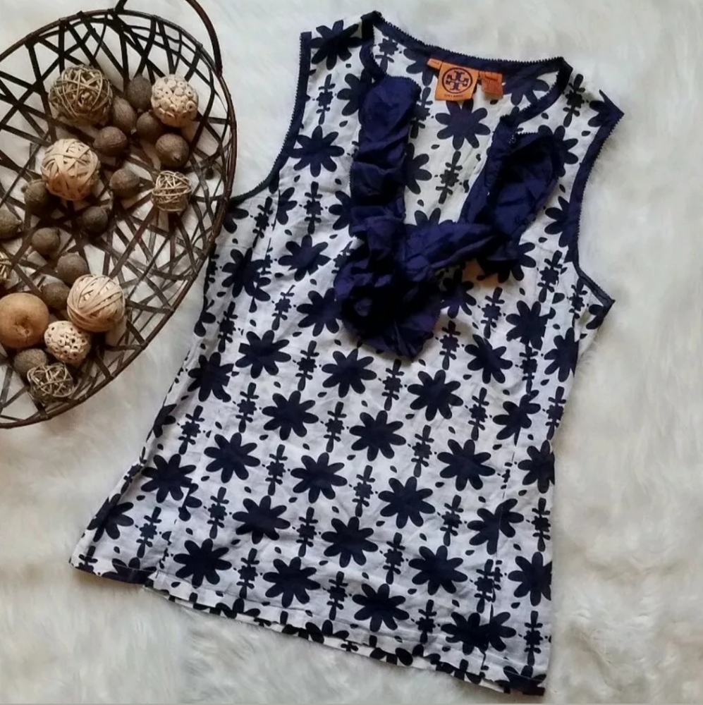 Tory Burch Sleeveless floral top